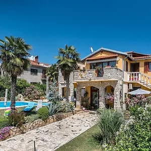 https://villa-zara-liznjan.in-istria.net